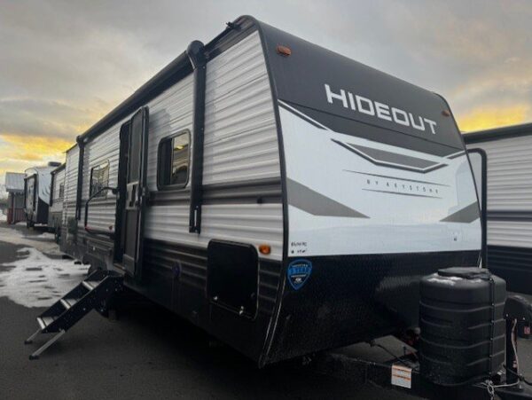 SOLD 24 HIDEOUT 25BHWE TRAVEL TRAILER (BUNKBED)    $31,995 PLUS DOC & DMV FEES