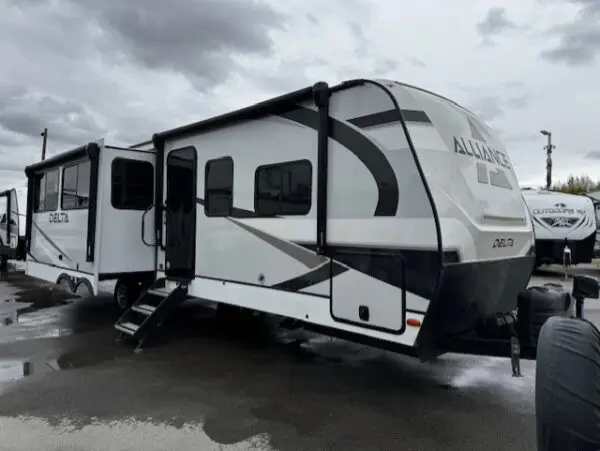 2024 ALLIANCE DELTA SERIES 292RL TRAVEL TRAILER      $54,995 PLUS DOC & DMV FEES