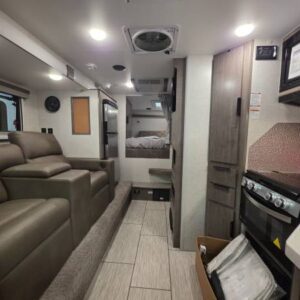 2026 Lance 975  For Long Bed Truck