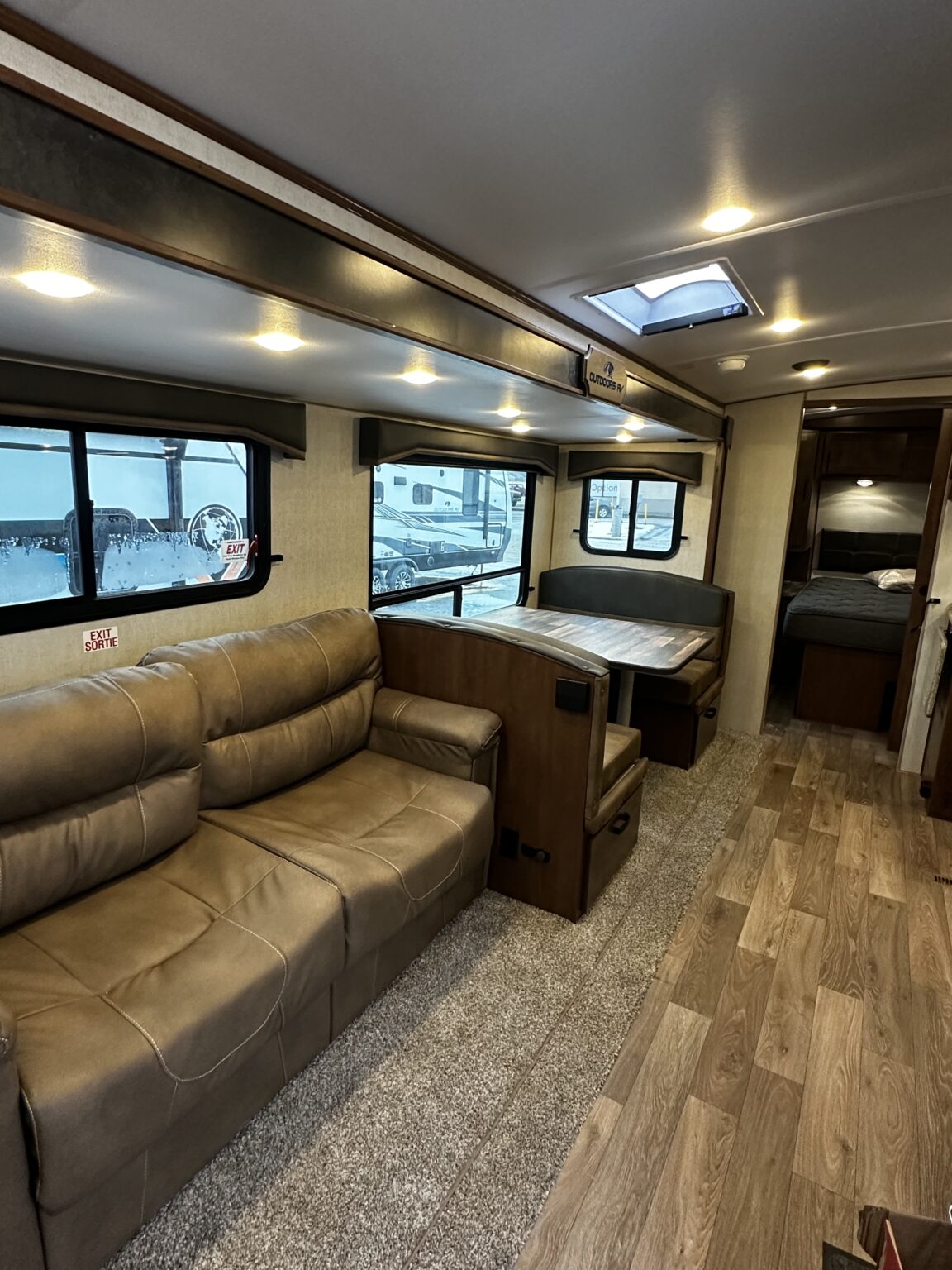 30 Ft Rv Timber Ridge 2026 Outdoors RV Timber Ridge 28BKS 4 Season Bunkhouse - Camper Valley RV