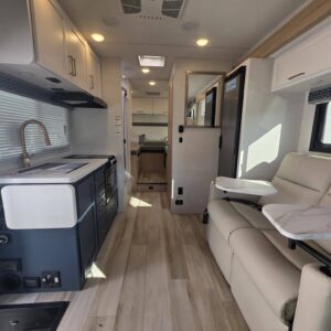 2026 Thor Quantum Merecdes Benz GL24