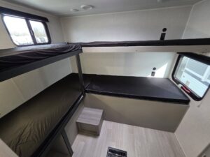 2026 Hideout 288BRSWE (Bunkhouse) $47,995+dmv 4th of July Sale