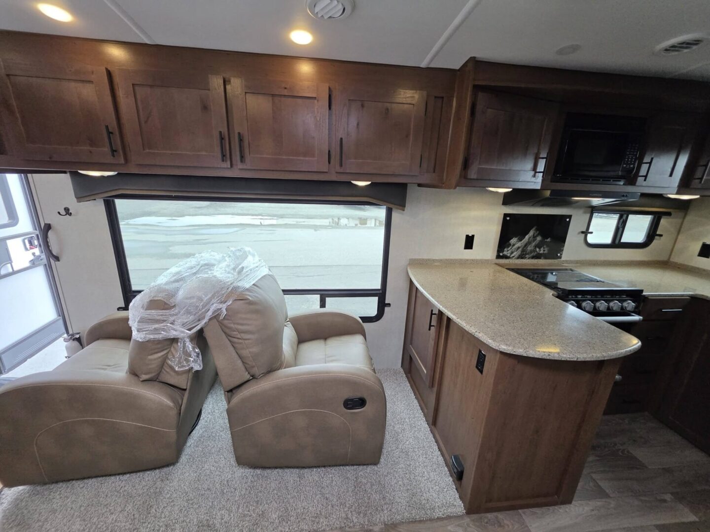 2026 Outdoors RV BlackStone 280RKS Mountain Series - Image 5