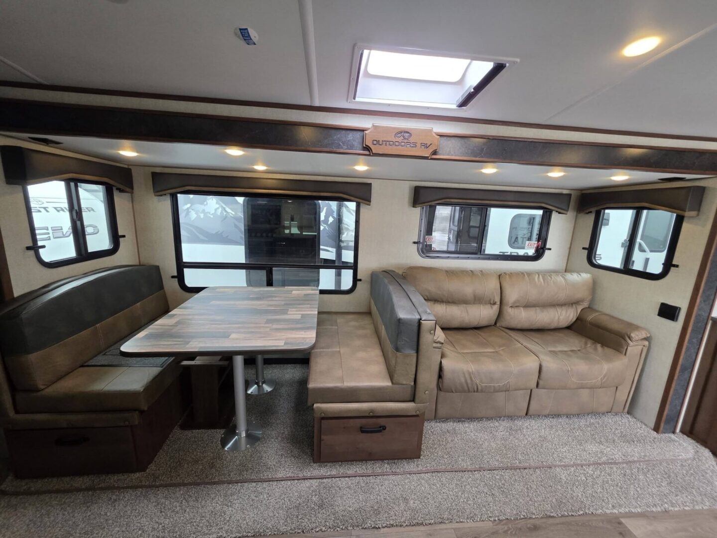 2026 Outdoors RV BlackStone 280RKS Mountain Series - Image 6