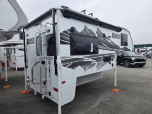 2026 Lance 850 $59,995+dmv 4th of July Sale