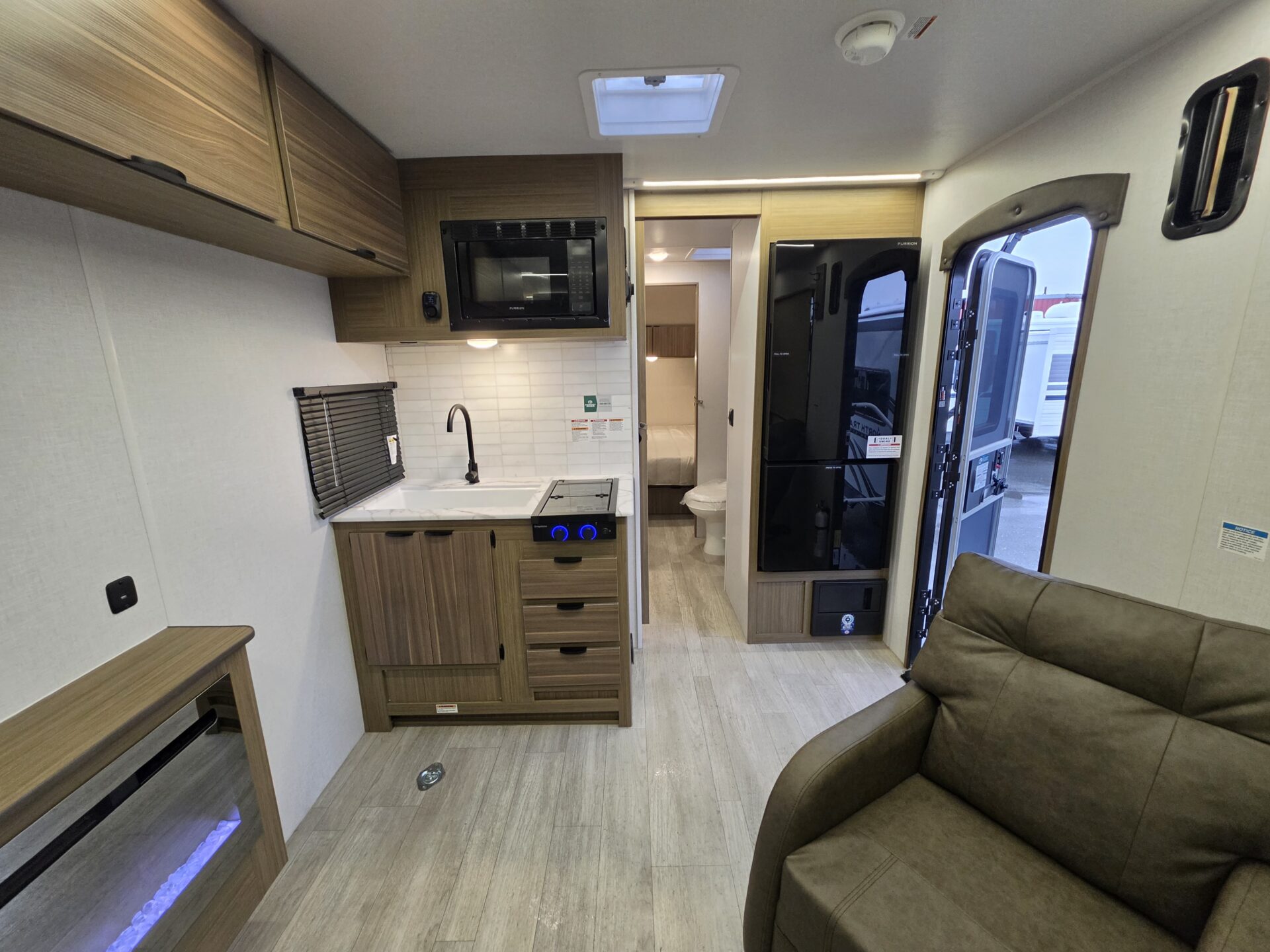2025 Evo 2650RTX Fall Adventure Sale $35,995 + DMV - Image 15