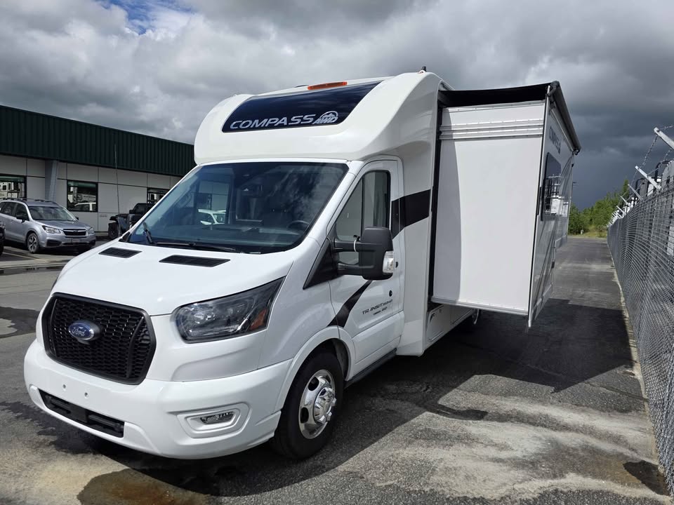2024 Thor Compass 23TW AWD $125,294 +dmv - Image 16