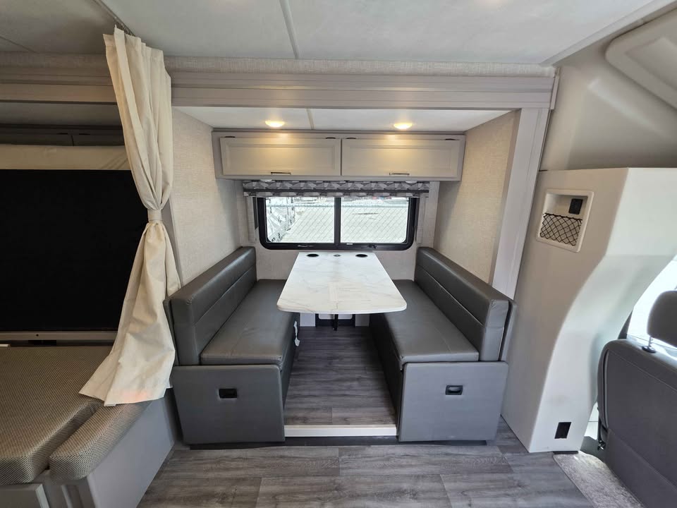 2024 Thor Compass 23TW AWD $125,294 +dmv - Image 10