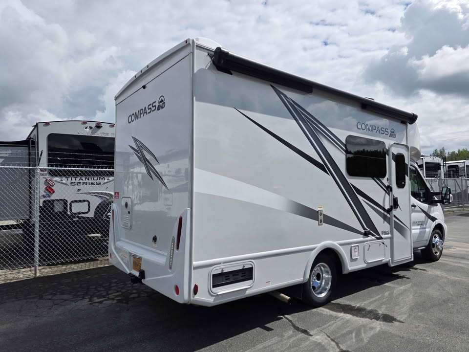 2024 Thor Compass 23TW AWD $125,294 +dmv - Image 17