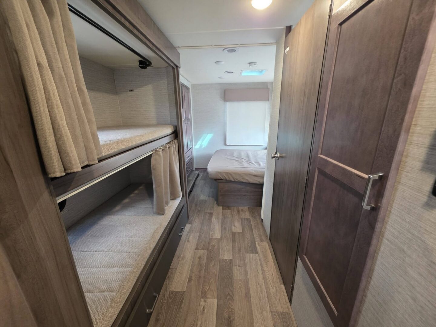 2023 Winnebago Minnie Winnie 31H $95,294 +dmv