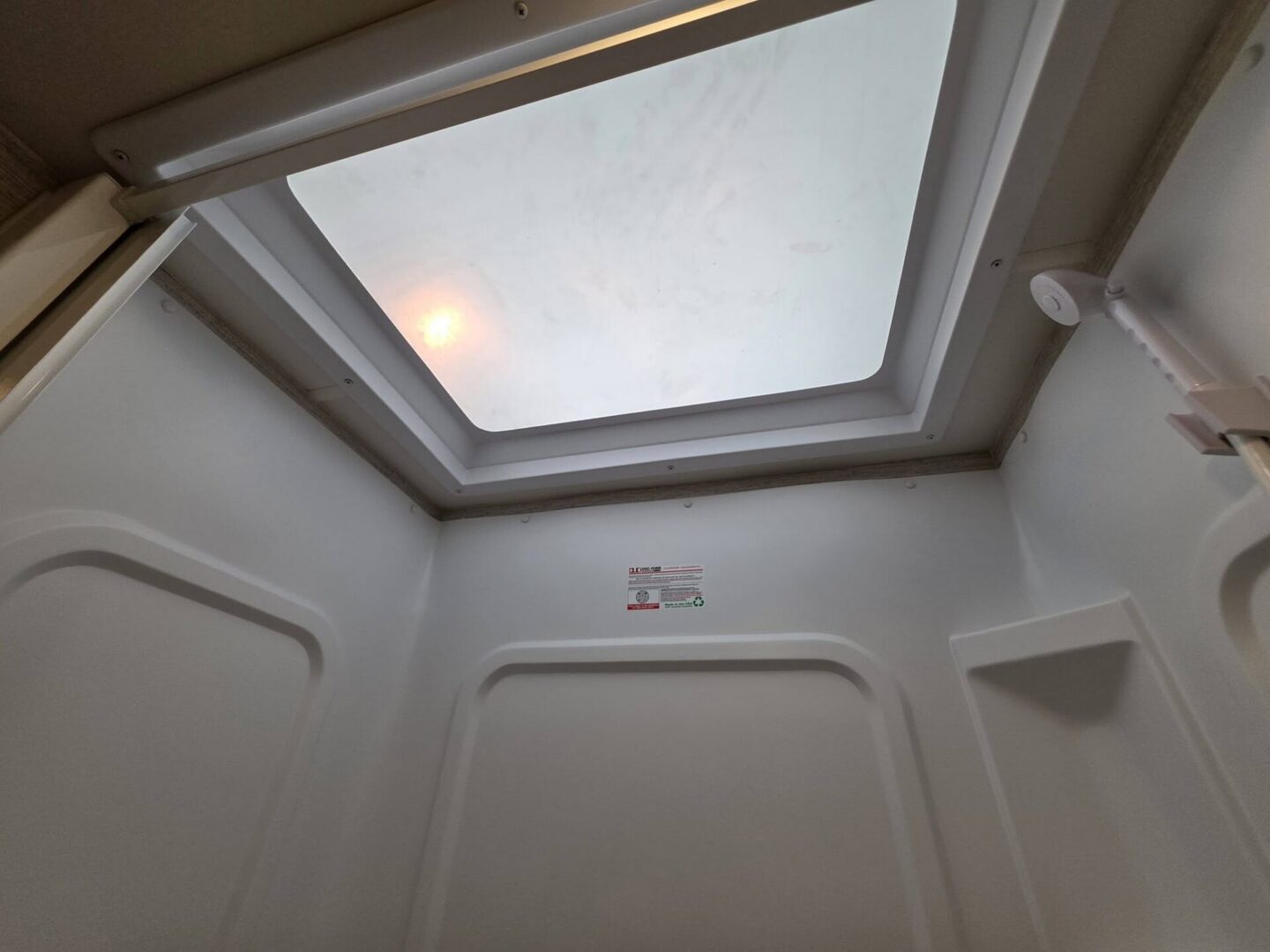 2023 Winnebago Minnie Winnie 31H $95,294 +dmv - Image 15