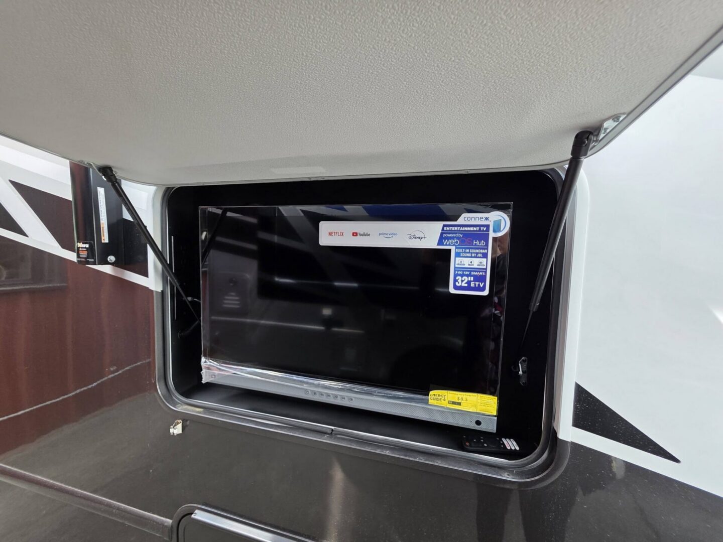 2025 Thor Quantum KW29 V8 $145,294 +dmv - Image 15