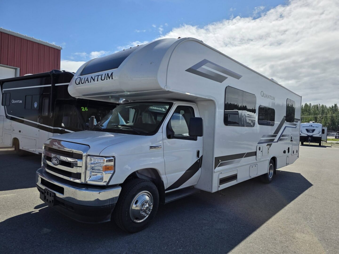 2027 Quantum LZ28 - Image 18