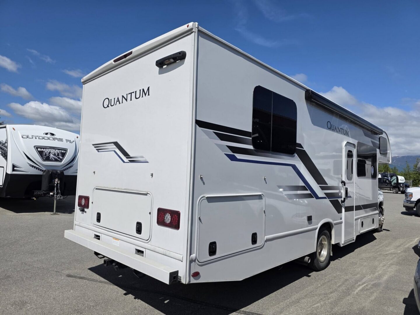 2027 Quantum LZ28 - Image 16