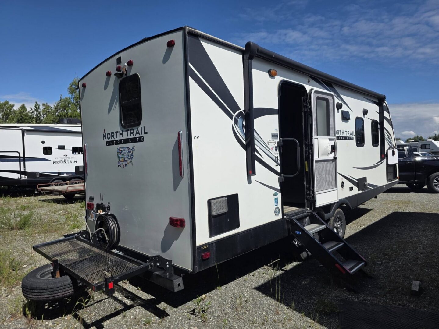 2020 North Trail 22CRB $30,294+dmv - Image 16