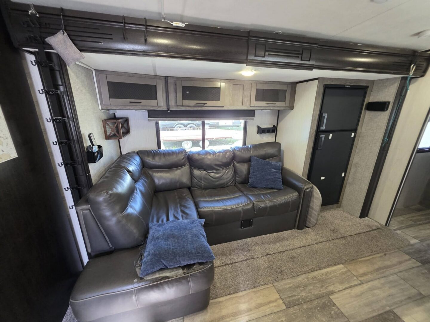 2020 North Trail 22CRB $30,294+dmv - Image 2