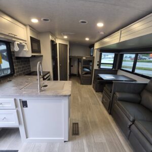 2026 Cougar 28BHWE   Pre-owned LIKE NEW!  $55,294 +dmv