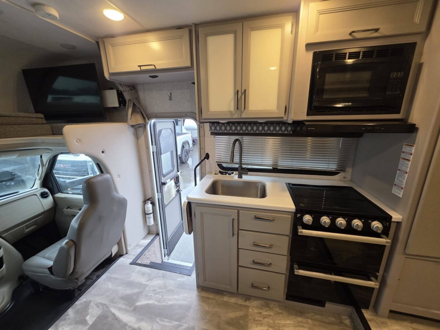 2023 Quantum LC25 $95,995 +DMV - Image 11