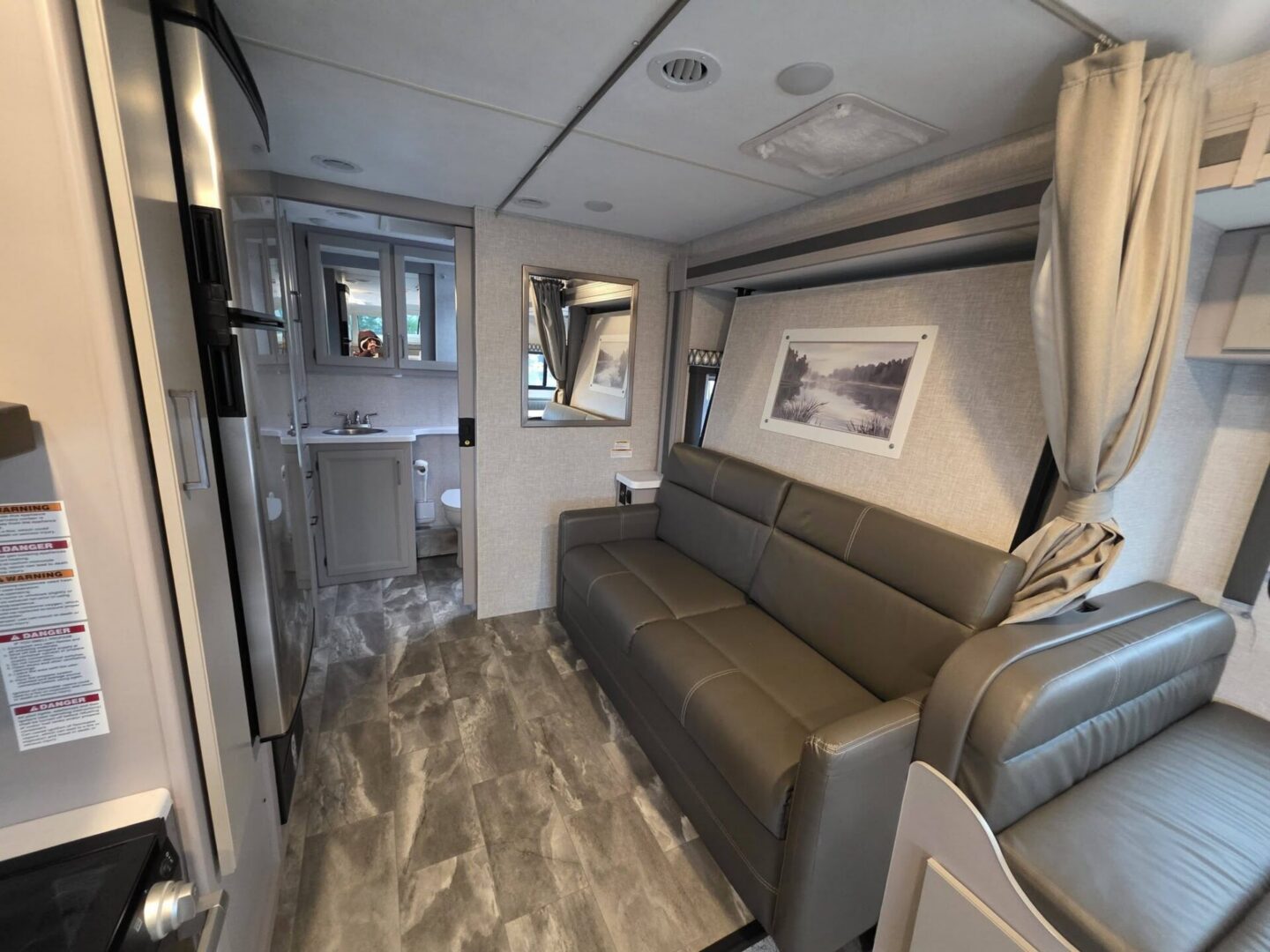 2023 Quantum LC25 $95,995 +DMV - Image 2