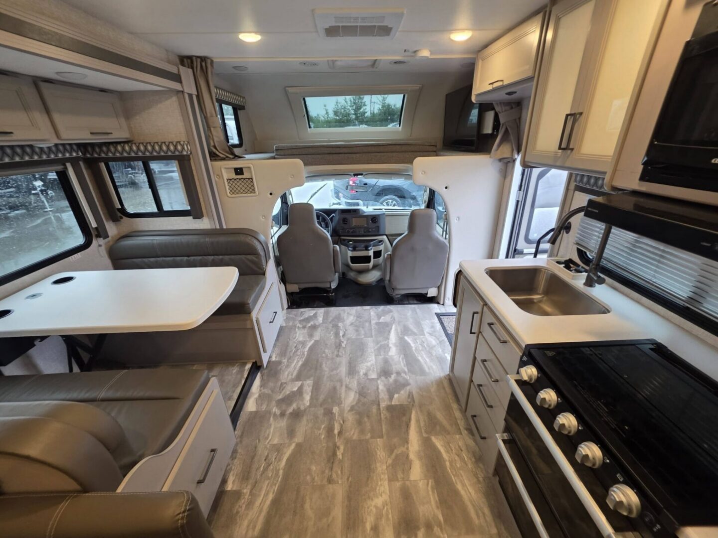 2023 Quantum LC25 $95,995 +DMV - Image 10