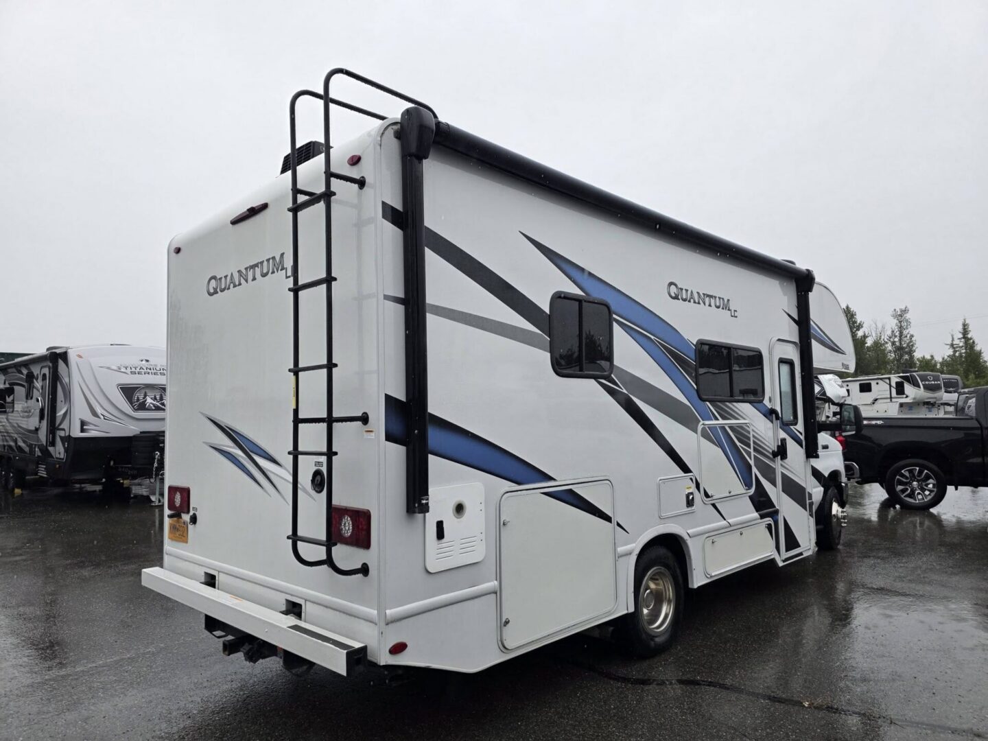2023 Quantum LC25 $95,995 +DMV - Image 18