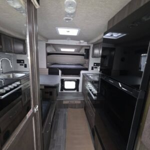 2027 Northern Lite 9-6 Wet Bath Sportman Plus