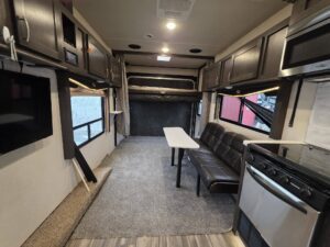 2018 Stealth 2715G $30,294 + DMV